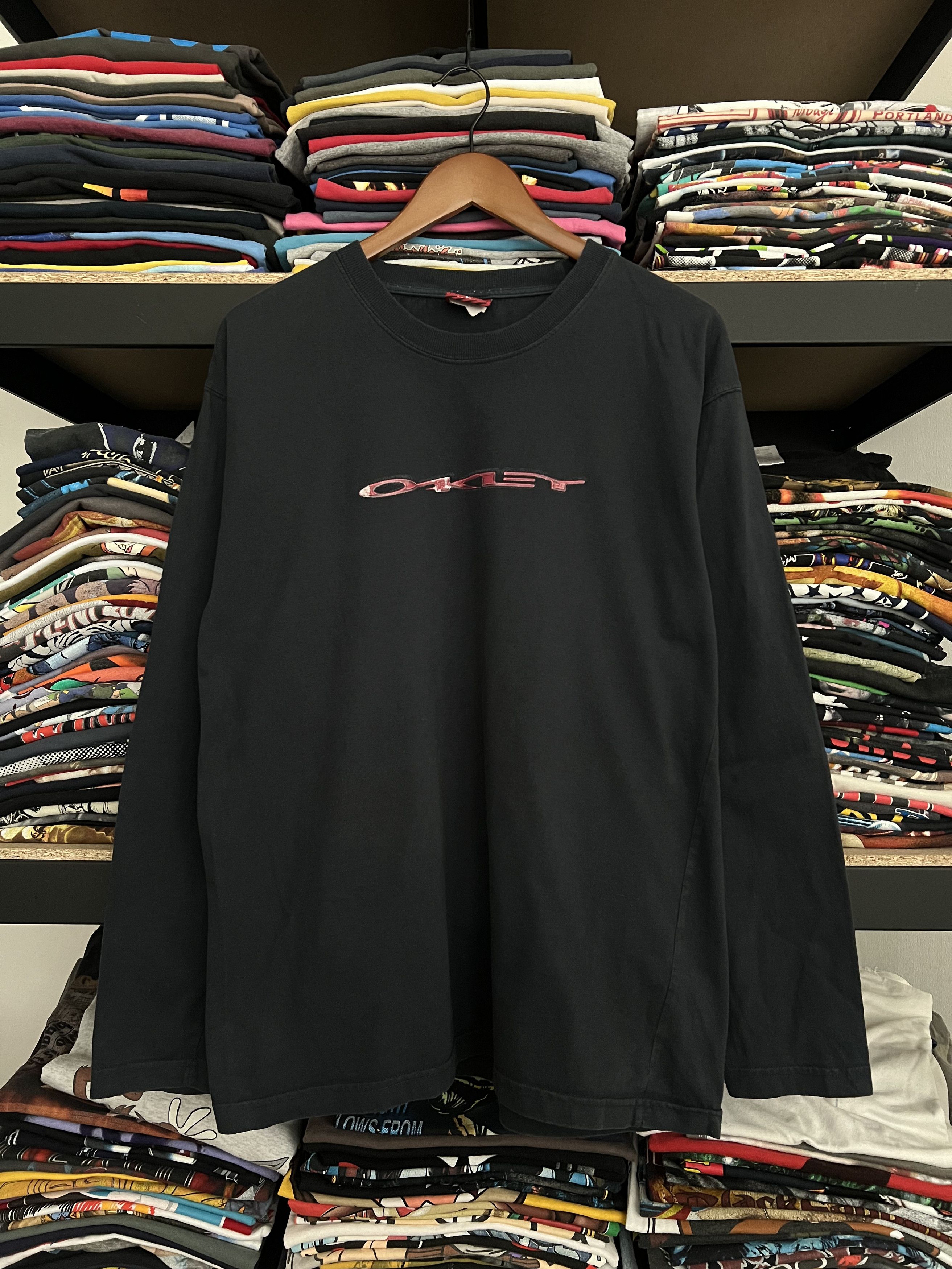 トップス 90s oakley long sleeve tee 90s oakley long sleeve tee