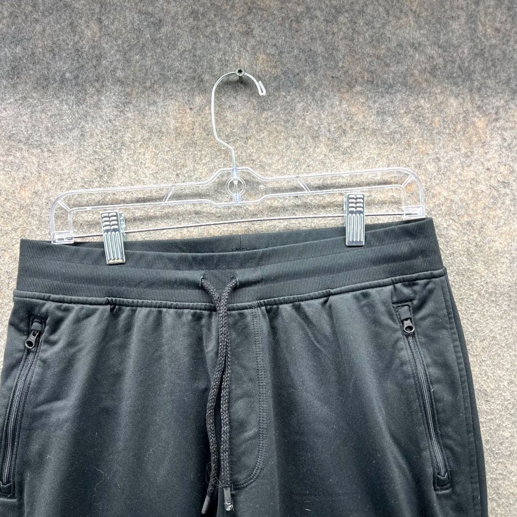 Under Armour VINTAGE Under Armour Jogger Pants Men Large Black Fleece Athletic Slim Tapered Pockets 28in Inseam XL Regular Shoes? Size US 33 - 3 Thumbnail