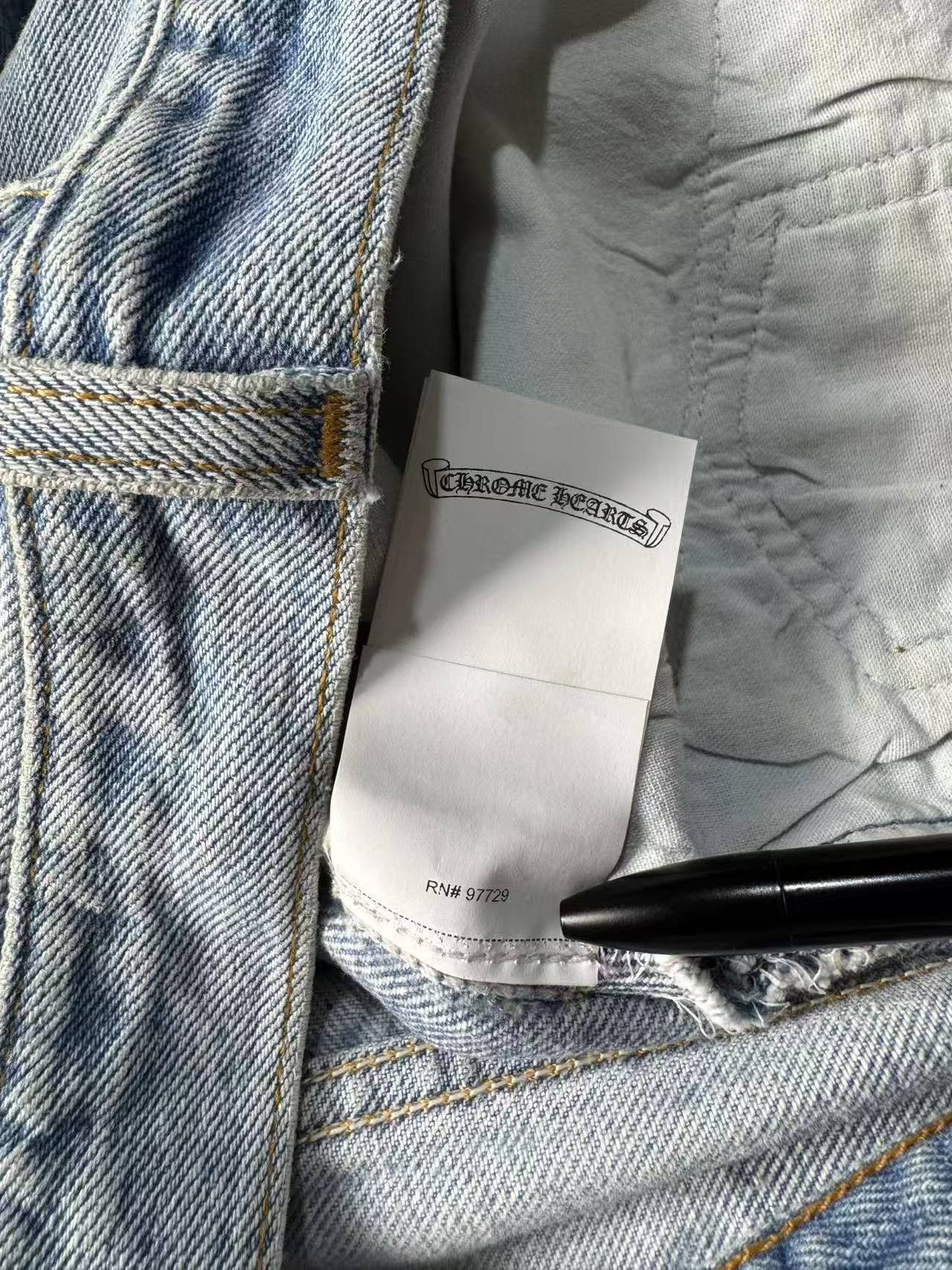 Chrome Hearts × Gallery Dept. OG chrome hearts 5001 jean 31 Size US 31 - 24 Thumbnail