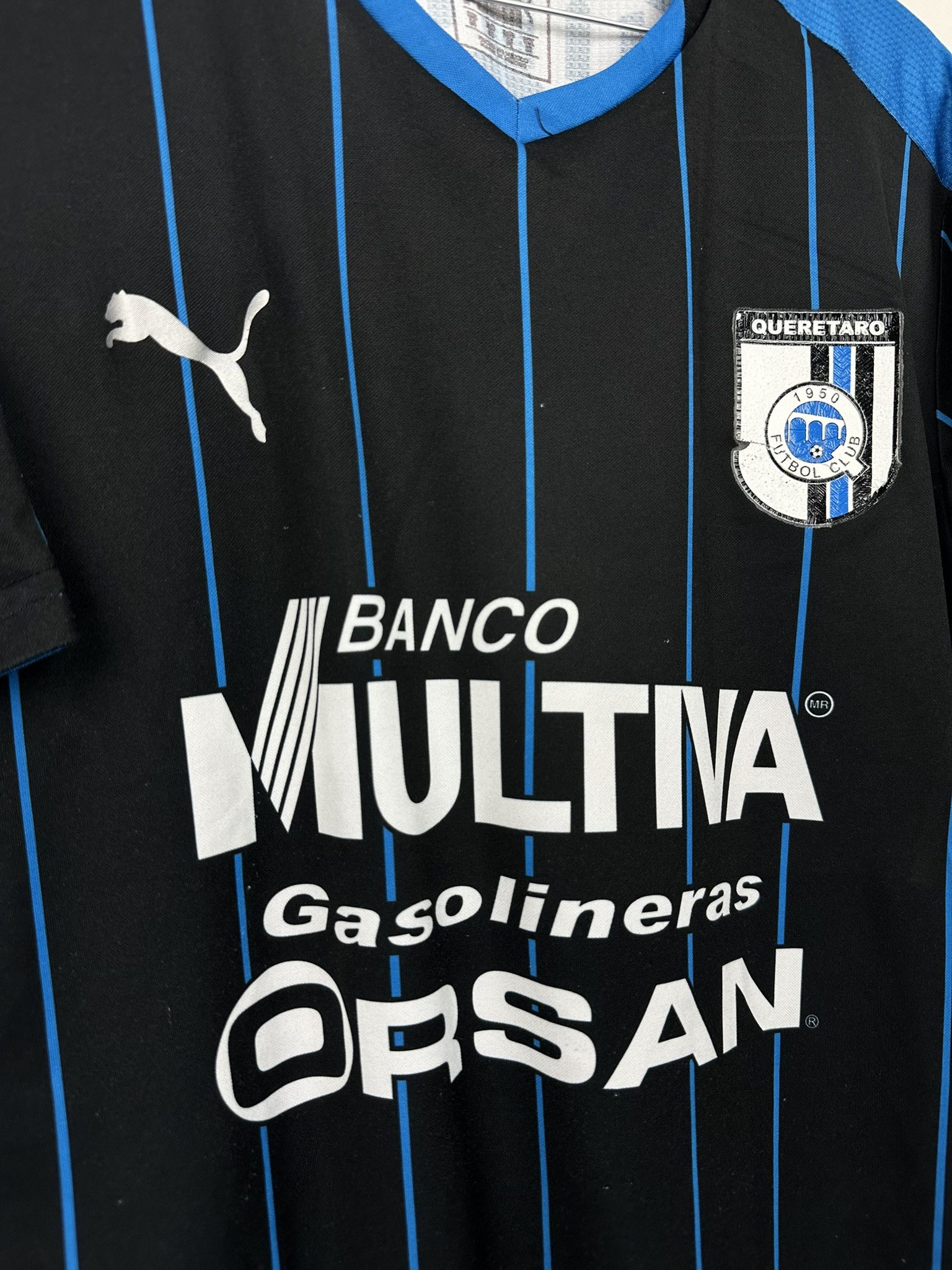 Puma Queretaro FC 2015/16 Home [M] Football Soccer Jersey Mexico Size US M / EU 48-50 / 2 - 7 Thumbnail