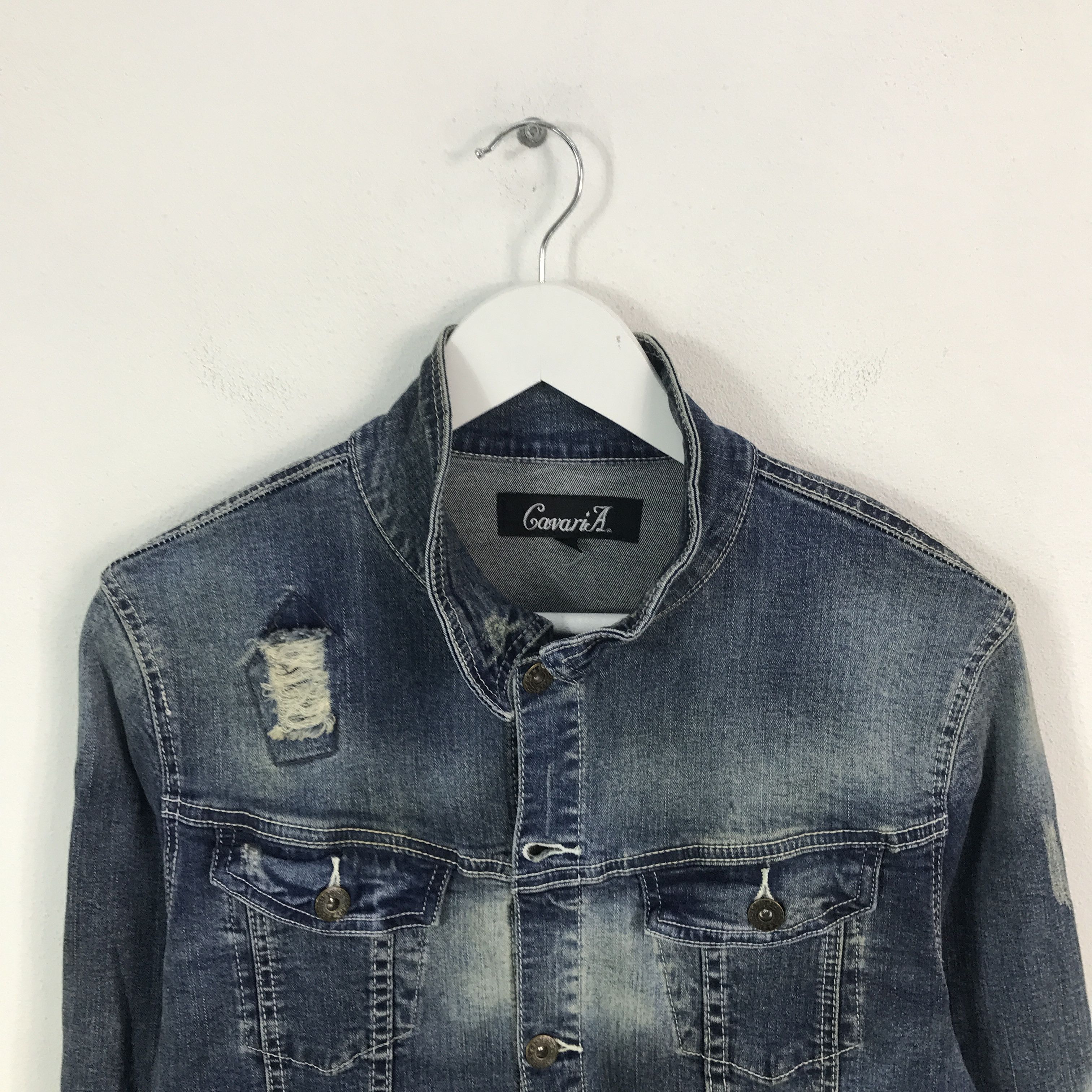 Japanese Brand Gavaria Distressed Button denim jacket Size US L / EU 52-54 / 3 - 2 Thumbnail