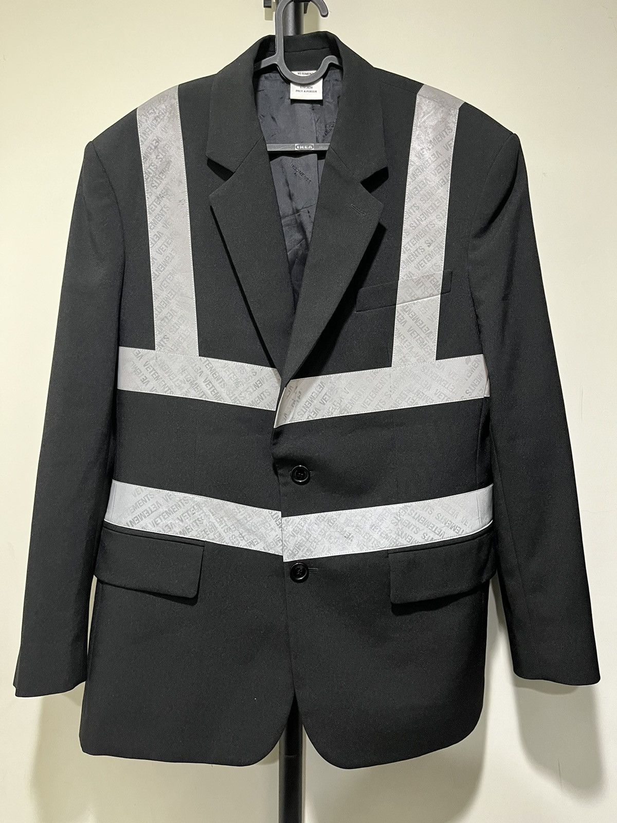 image of Vetements Blazer in Black, Men's (Size 48L)