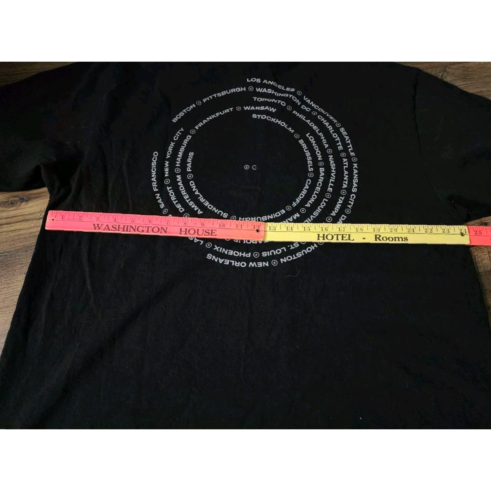 Vintage Vintage Beyoncé Renaissance World Tour T-Shirt Men 2XL Black Cotton Graphic Print Short Sleeve Size US XXL / EU 58 / 5 - 4 Thumbnail