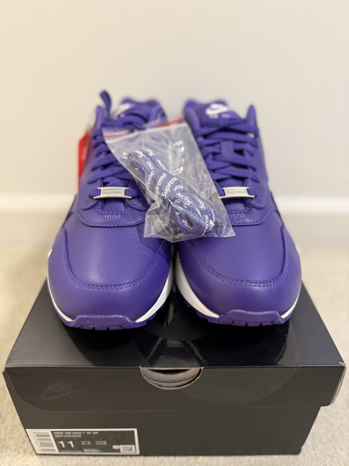 Nike × Supreme Supreme Nike Air Max 1'87 SP Size US 11 / EU 44 - 2 Thumbnail