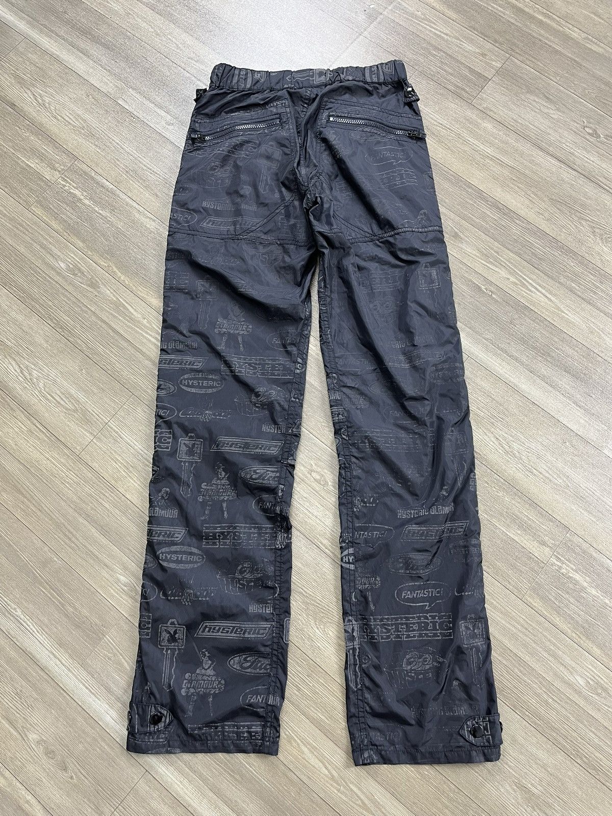 Hysteric Glamour 🇯🇵Vintage Hysteric Glamour AOP Multizipper Parachute Pants Size US 27 - 18 Thumbnail