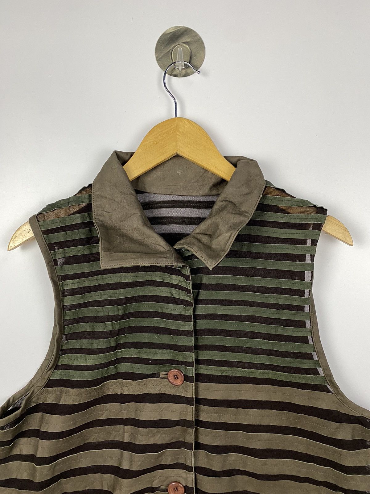 Japanese Brand × Vintage Vintage Shirt 3D Striped JPG Style Size US L / EU 52-54 / 3 - 4 Thumbnail