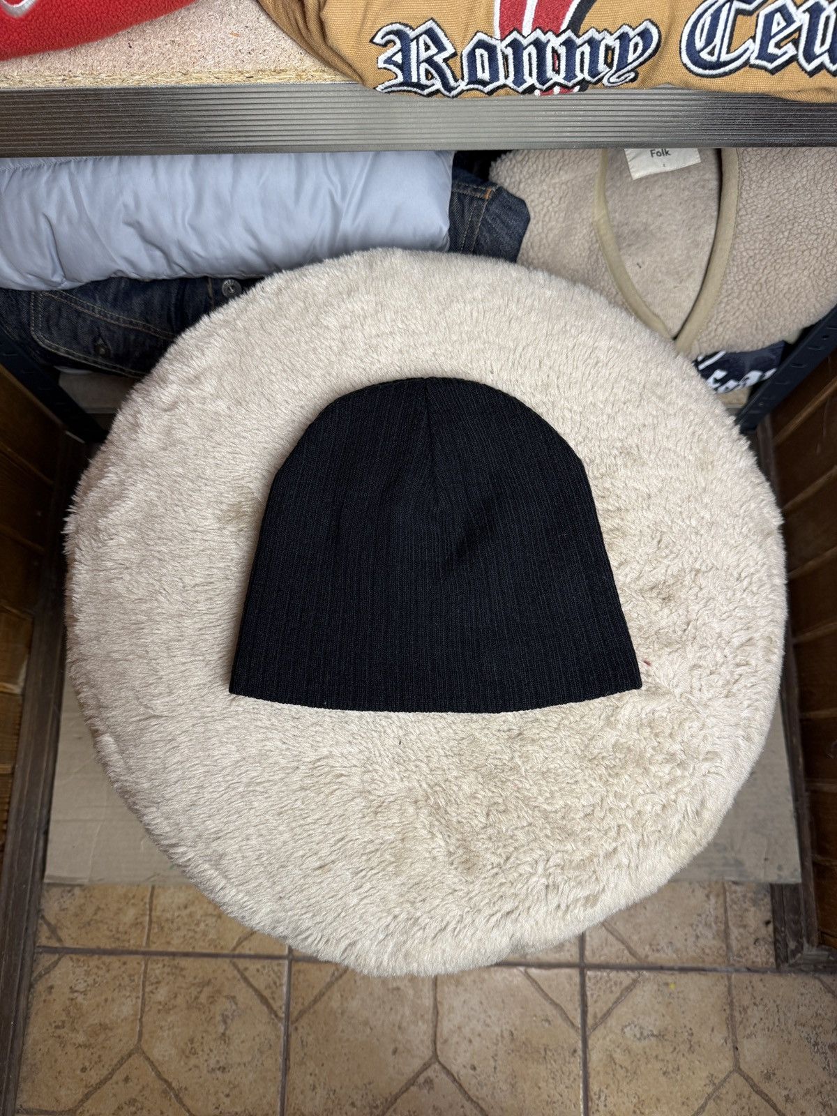 Nike Nike Vintage Y2K Beanie Hat Size ONE SIZE - 2 Thumbnail