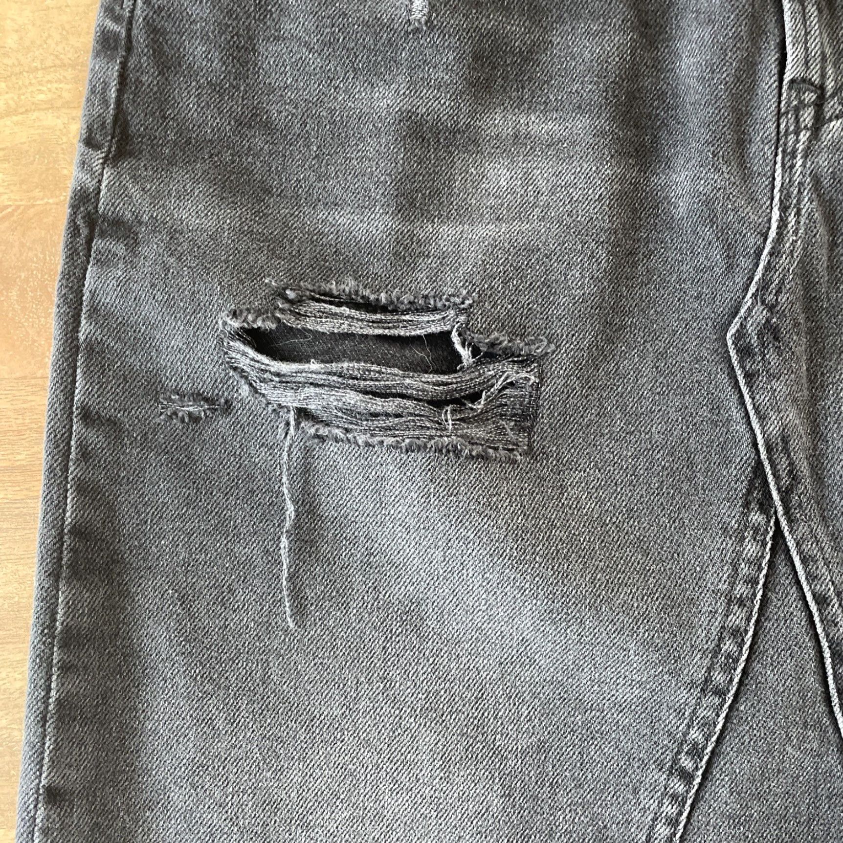 Allsaints All Saints Denim Skirt Womens 6 Black High Waist Mini Pencil Jean Distress Size 28" / US 6 / IT 42 - 6 Thumbnail