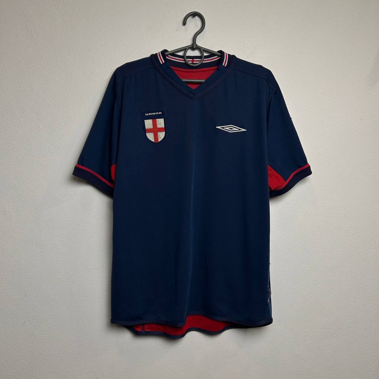 Umbro Vintage Umbro England 2004 Two Sided rare soccer jersey Size US M / EU 48-50 / 2 - 9 Thumbnail
