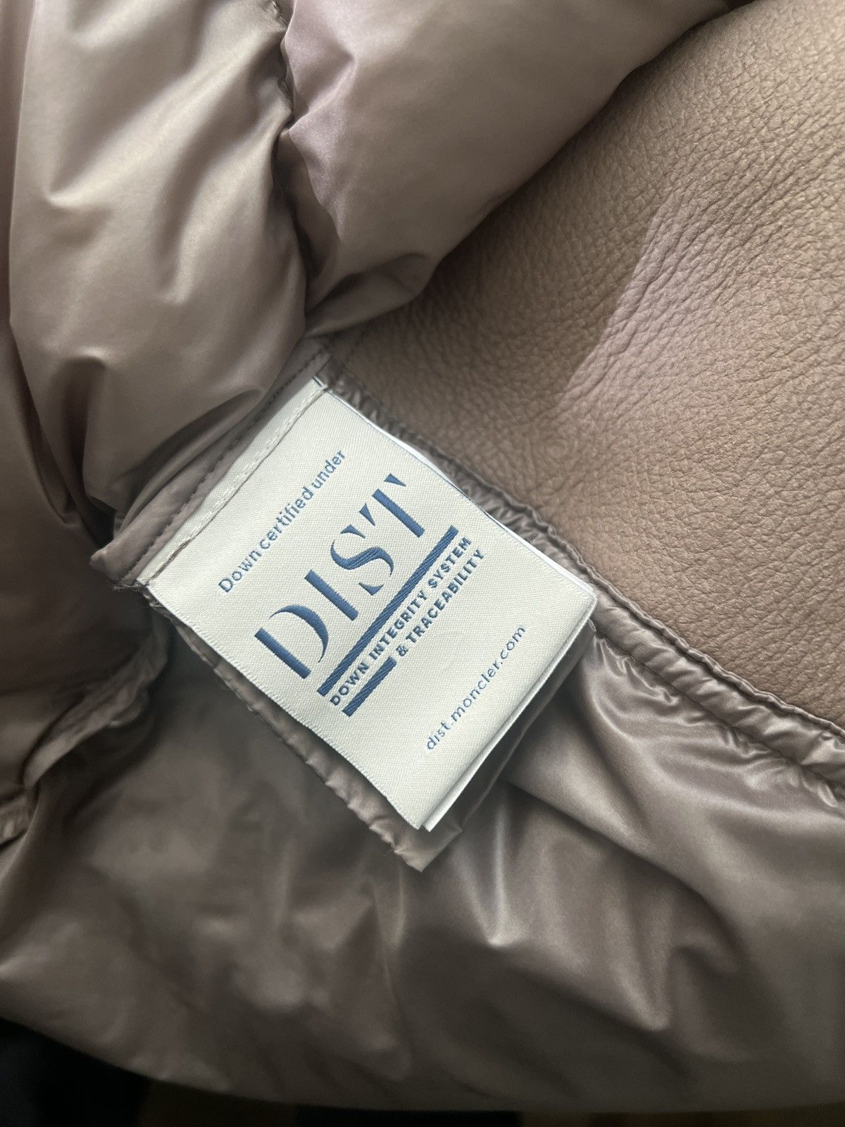 Moncler × Rick Owens Rick Owens x Moncler - Dust Shearling Coyote Jacket Size US M / EU 48-50 / 2 - 9 Thumbnail