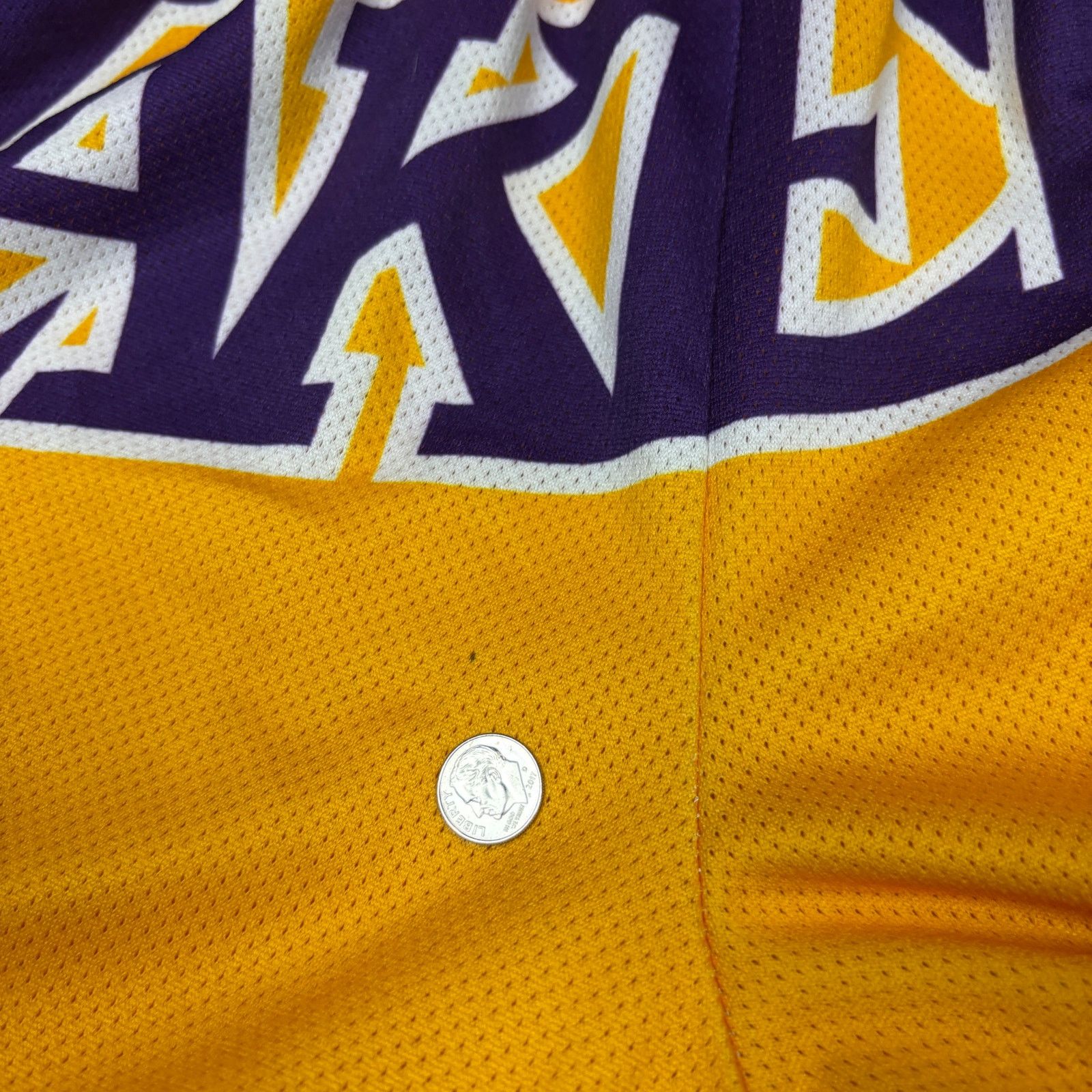 Mitchell & Ness LA Lakers Mitchell & Ness NBA Blown Out Shorts Basketball L Size US 32 / EU 48 - 11 Thumbnail