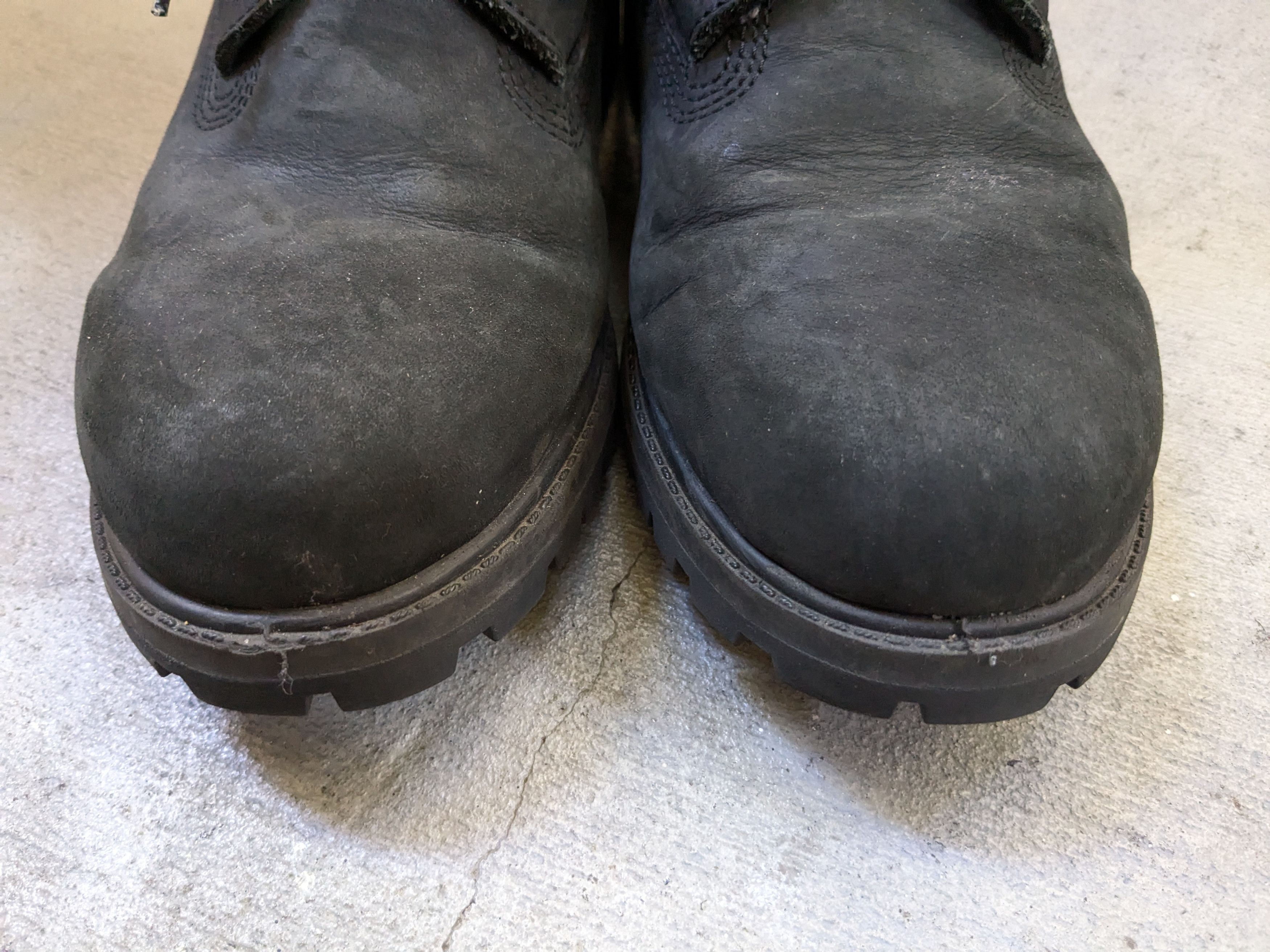 Timberland Timberland Boots Size 9.5 M Black Suede 6" Nubuck Suede Size US 9.5 / EU 42-43 - 2 Thumbnail