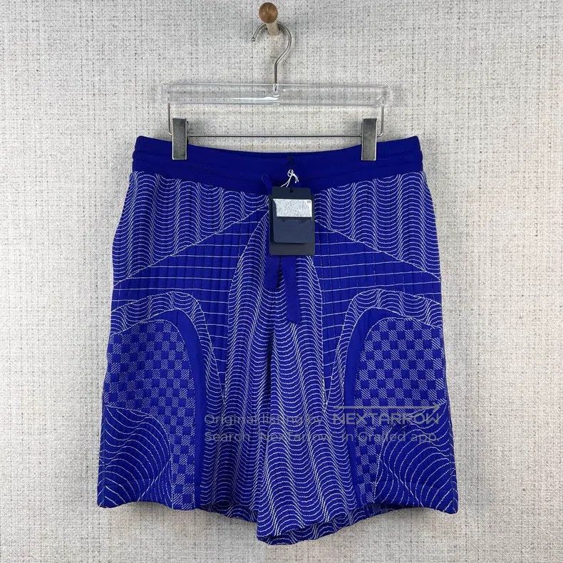 Louis Vuitton Louis Vuitton size l FW22 Solid Stripe Checkerboard Embroid Size US 28 / EU 44 - 1 Thumbnail