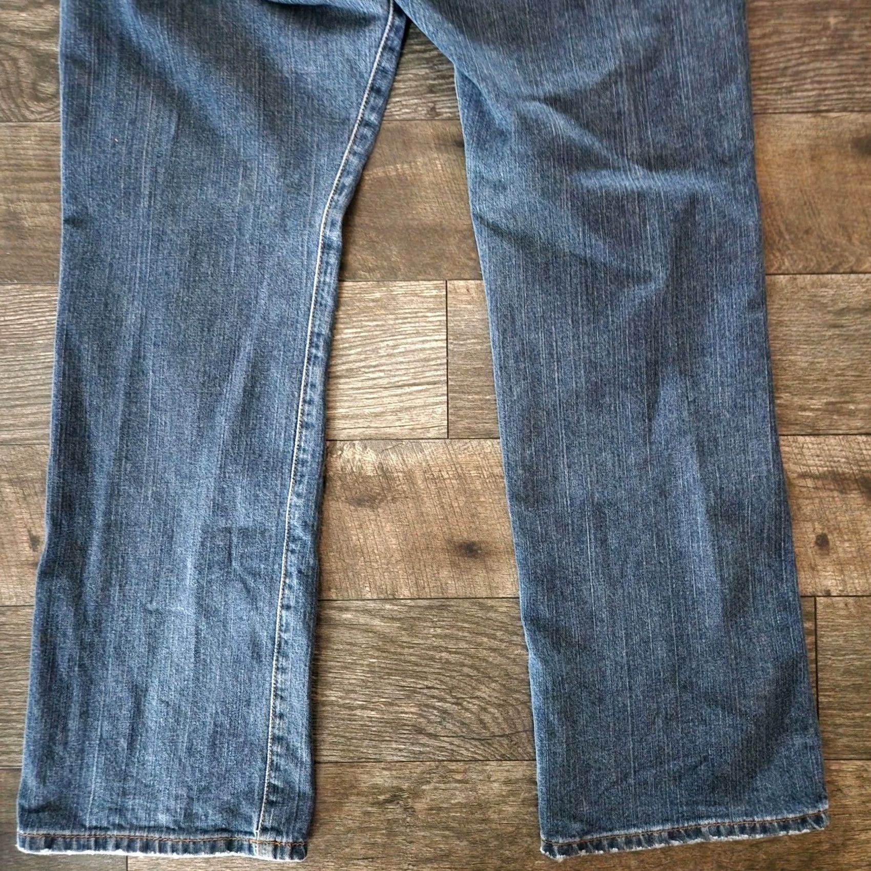 Lucky Brand VINTAGE Lucky Brand Jeans Womens 8 / 29 Embroidered Pockets Wide Leg Blue Y2K Mens? Size 30" / US 8 / IT 44 - 3 Thumbnail