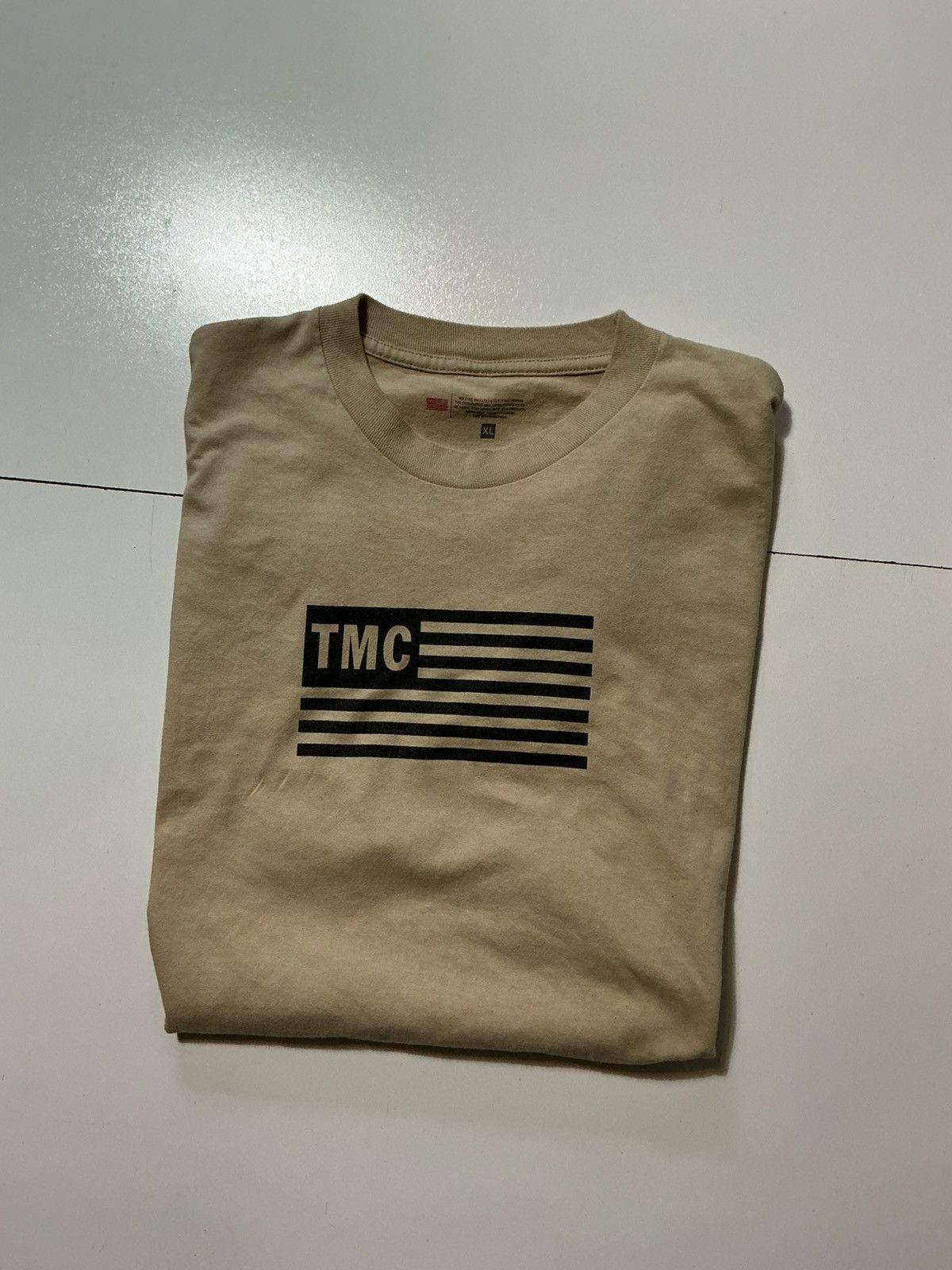 Other TMC The Marathon Clothing Nipsey Hussle Flag Graphic T-Shirt Size US XL / EU 56 / 4 - 1 Thumbnail