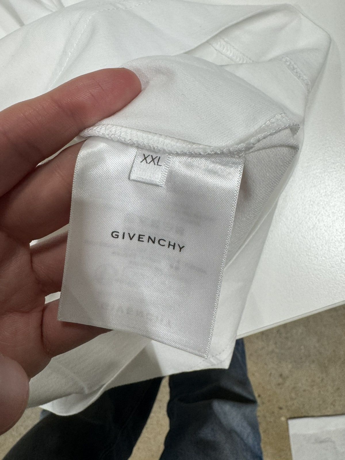 Givenchy Givenchy Logo T-Shirt NEW 650$ Size US XXL / EU 58 / 5 - 6 Thumbnail