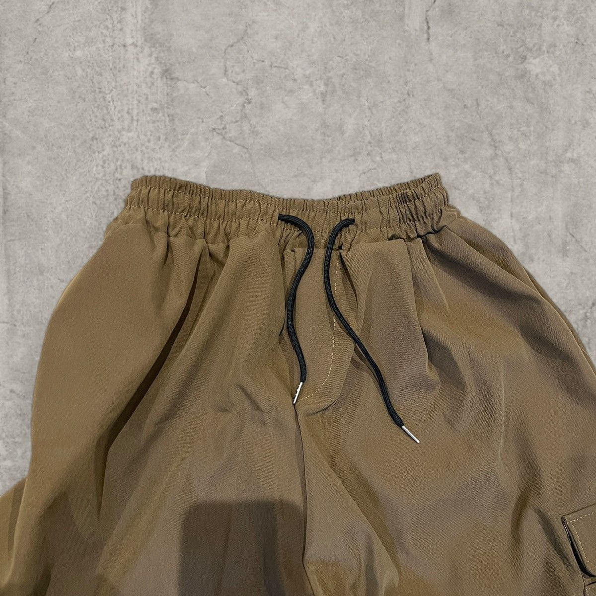 Japanese Brand Insane baggy relaxed fit cargo trousers in brown. Size S/M Size US 32 / EU 48 - 5 Thumbnail