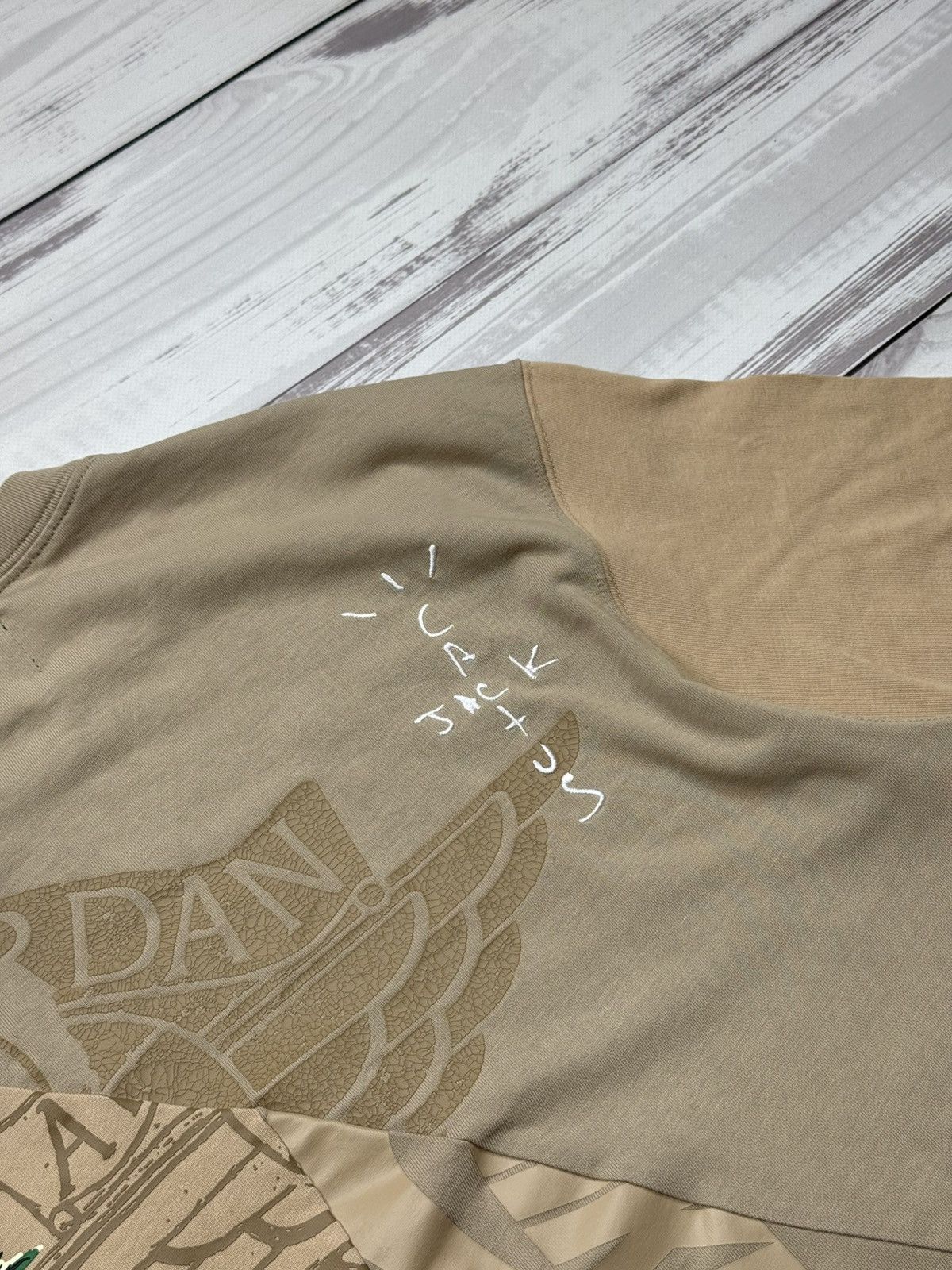 Nike × Travis Scott Travis Scott x Jordan Cactus Jack T-Shirt Beige Size US M / EU 48-50 / 2 - 9 Thumbnail