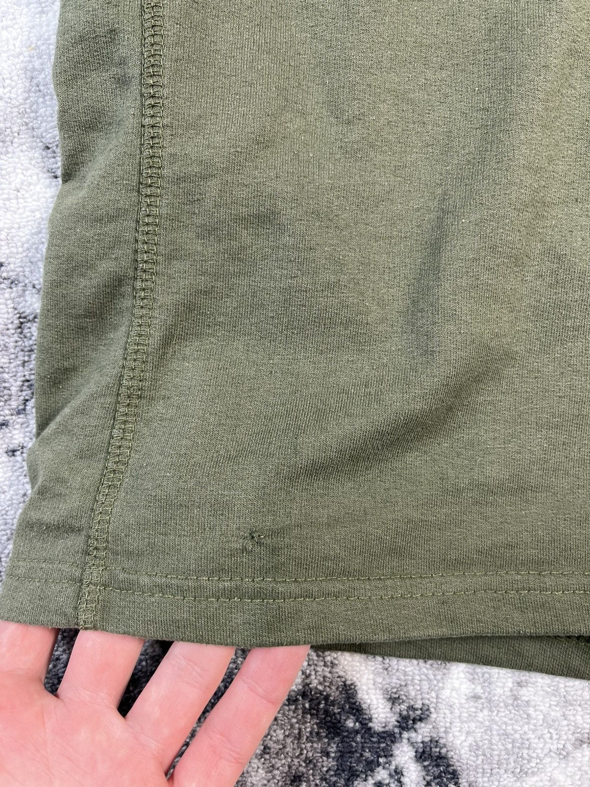 Vintage Gold’s Gym Sleeveless Hoodie – Muscle Fit Size US L / EU 52-54 / 3 - 5 Thumbnail