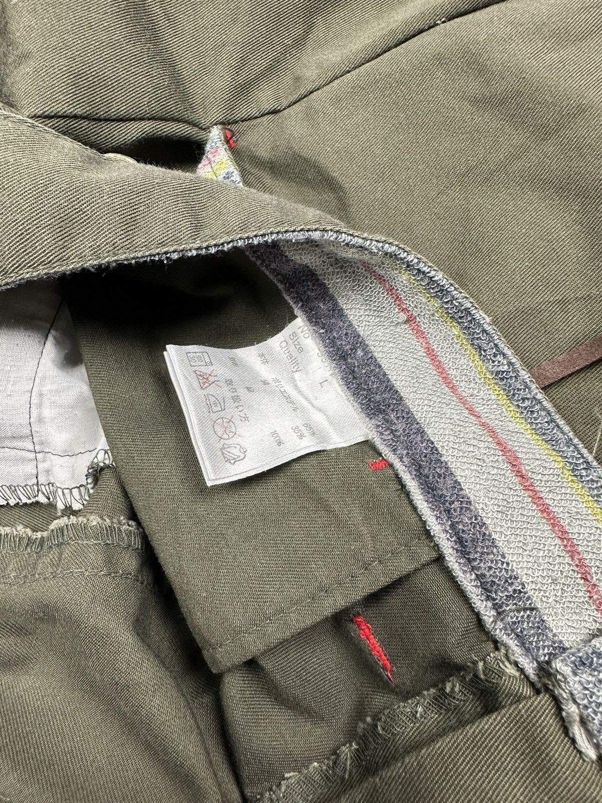 Japanese Brand Upstart Tribal Mitten Pocket Size US 32 / EU 48 - 8 Thumbnail