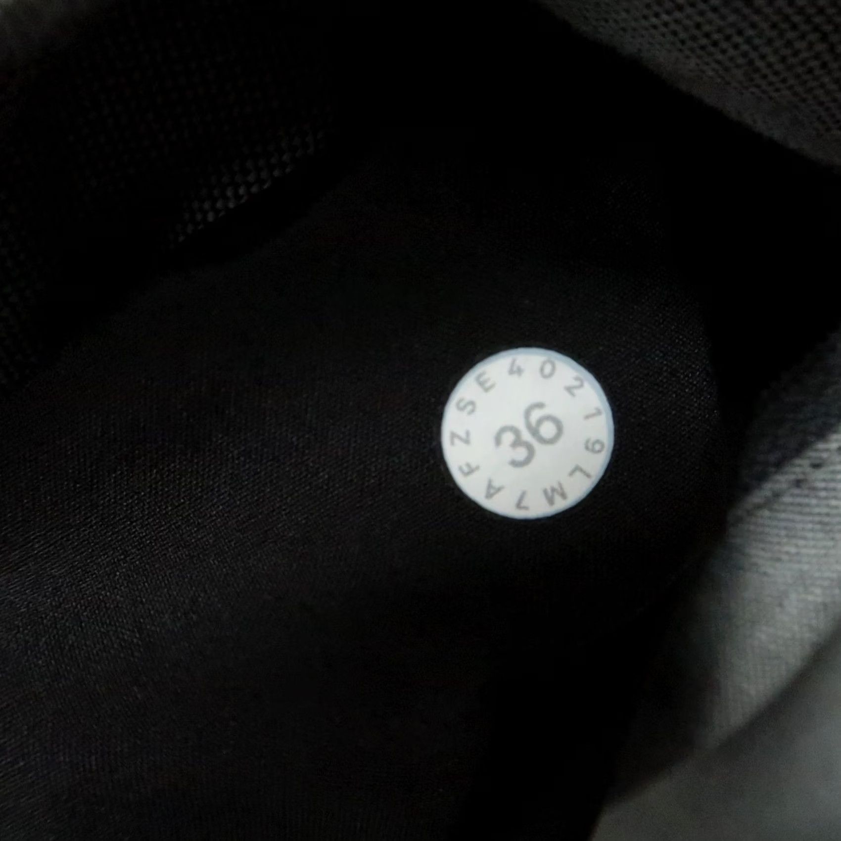 Lululemon Lululemon Shorts Mens 36 Gray Commission Qwick Oxford Chino Zip Pocket Golf Shirt Mens Regular Gray Pocket Chrome 9 in Inseam Clothing Golf Size US 36 / EU 52 - 5 Thumbnail