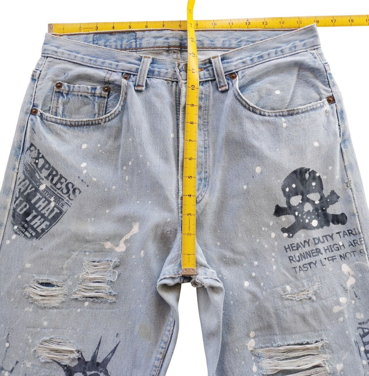 Levi's Levi’s 501 Custom Vintage Jeans Graffiti Stencil Art 1990s Size US 32 / EU 48 - 13 Thumbnail