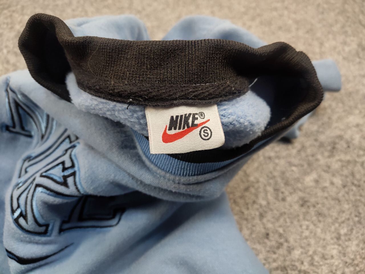 Nike Vintage 90's Nike center embroidered logo Blue Sweatshirt Size S / US 4 / IT 40 - 14 Thumbnail