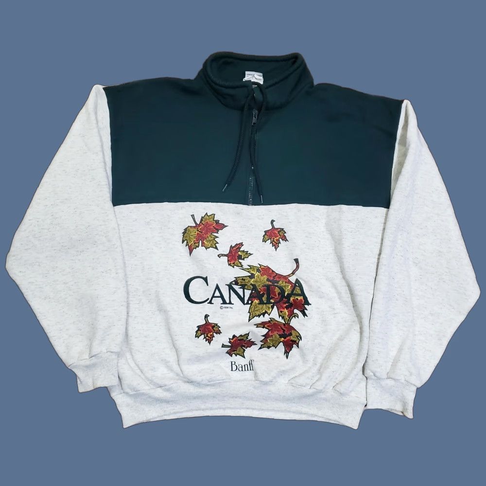 VINTAGE Cityscape Canada Sweater Mens M Pullover 1/4 Zip Graphic Print Banff Maple Leaf 90s