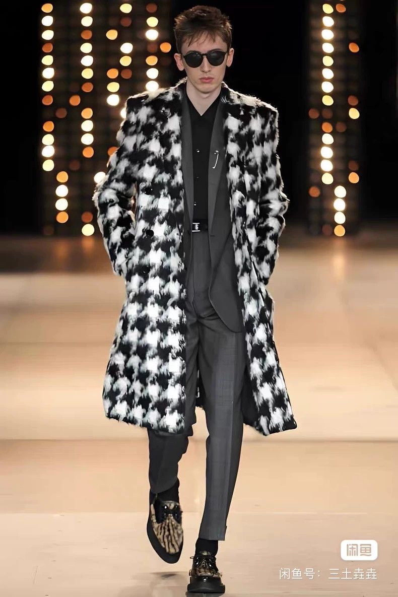 Saint Laurent Paris Saint laurent paris 14 Black and White Houndstooth Fur Coat Size US M / EU 48-50 / 2 - 6 Thumbnail