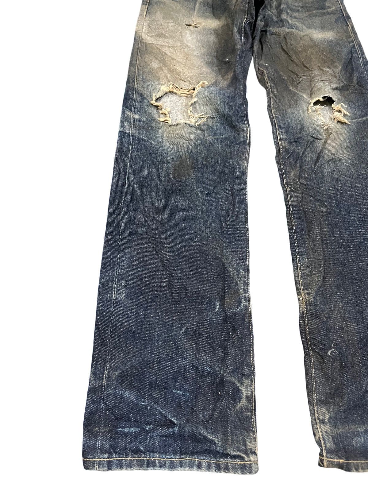 Jun Takahashi Vintage Uniqlo thrashed Mudwash Distressed Denim Size US 31 - 4 Thumbnail