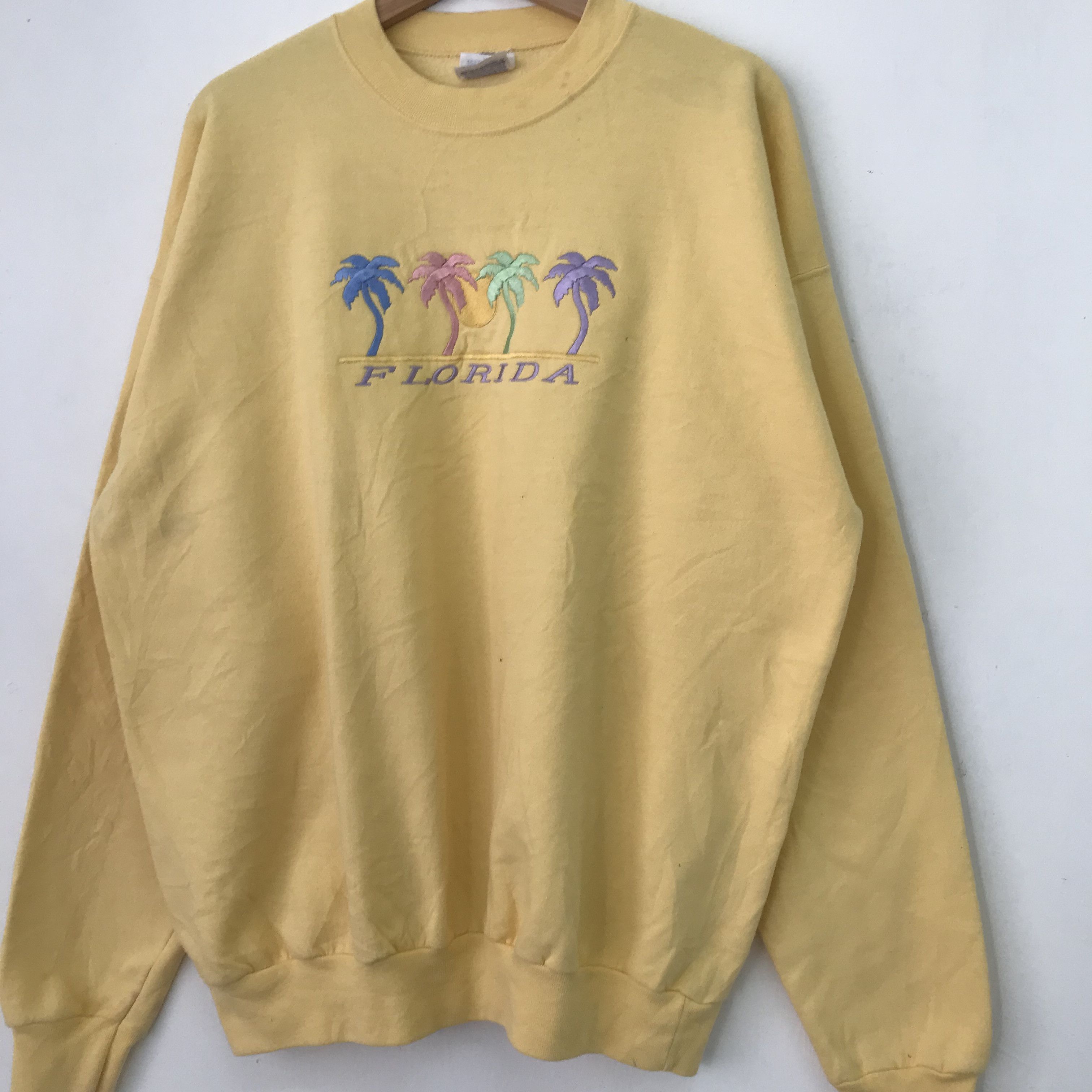 Vintage Vintage 90s Florida Yellow Sweatshirt Xlarge - 290 Size US XL / EU 56 / 4 - 3 Thumbnail