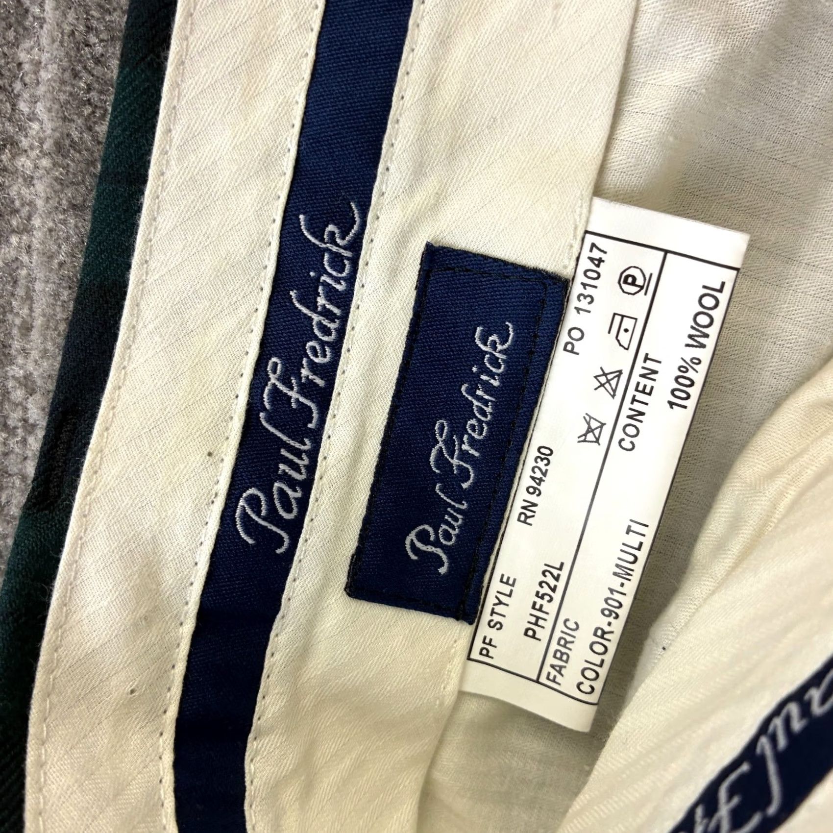 Vintage Paul Fredrick Pants Mens 39 Green Blue Tartan Plaid Pleated Wool Chino Straight Classic Casual Formal Dressy 5-Pocket Zipper Button Inseam 30in Size US 39 - 6 Thumbnail
