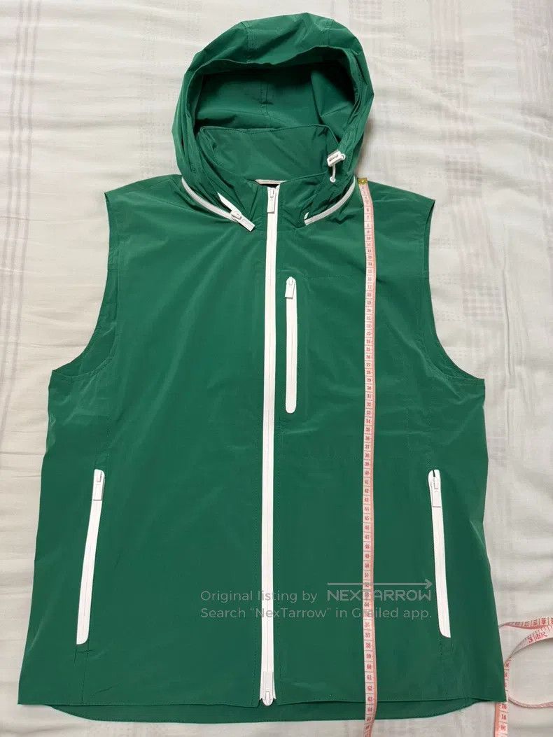 Hermes Hermes Vest, capsule vest. Hood can be stowed away. Size US M / EU 48-50 / 2 - 5 Thumbnail