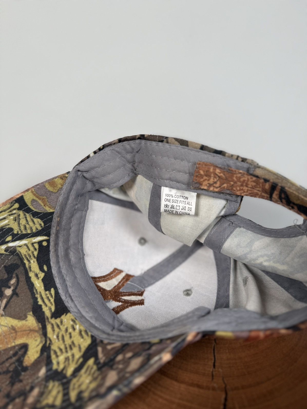 New York Yankees Y2K Yankees Leaf Print Camouflage Hat Size ONE SIZE - 4 Thumbnail