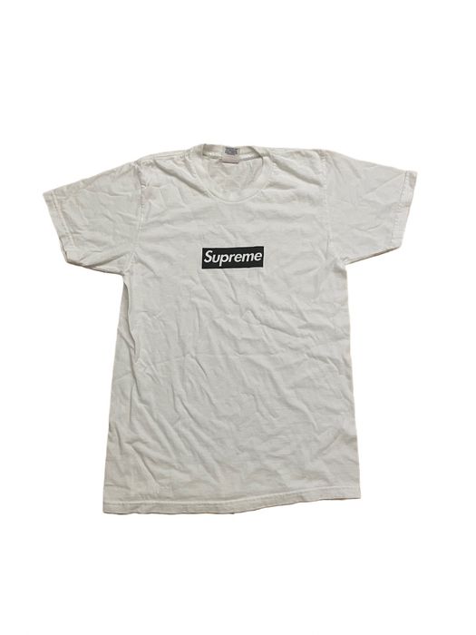 Supreme bonjour outlet madame t shirt