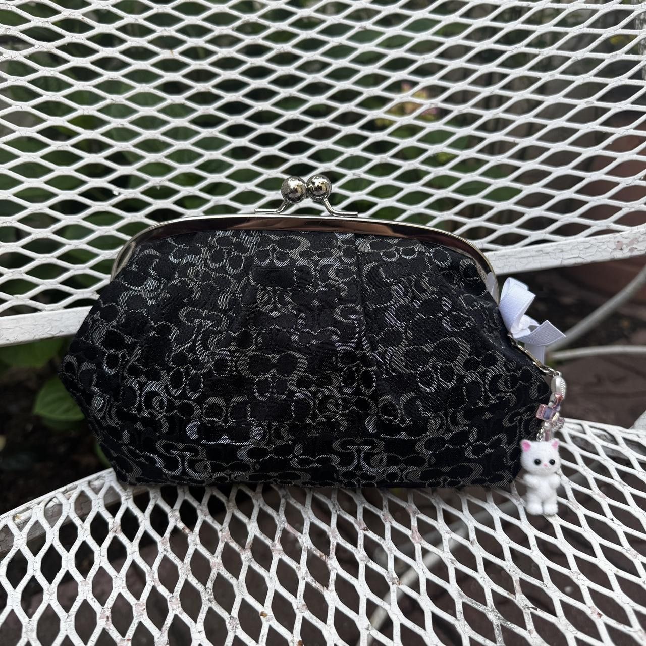 Coach Coach Black & Silver Kiss-lock Monogramed Clutch Size ONE SIZE - 1 Thumbnail