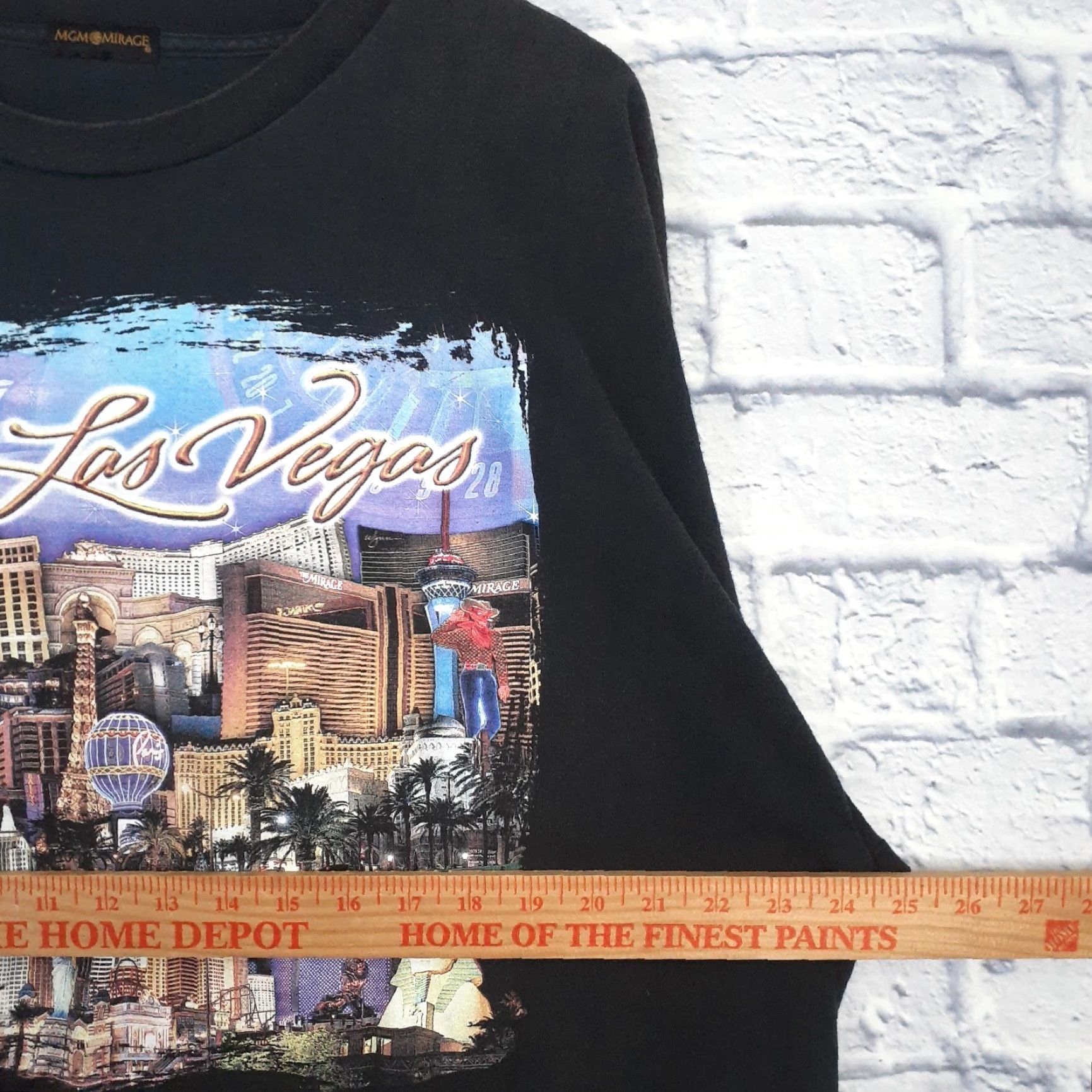 Vintage VINTAGE MGM Mirage Las Vegas Short Sleeve T Shirt Mens XL Black Size US XL / EU 56 / 4 - 4 Thumbnail