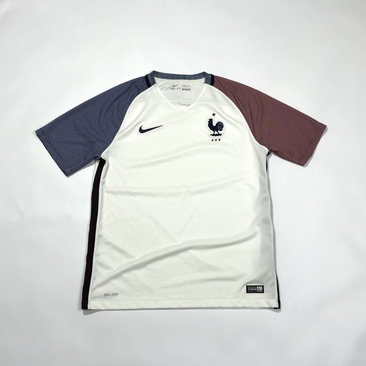 Nike Nike France jersey white large sportswear Size US L / EU 52-54 / 3 - 1 Thumbnail
