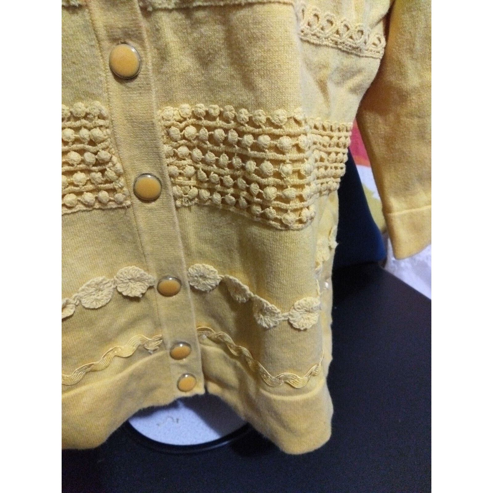 Other Charter Club Petite Large yellow Embroidered Sweater Size L / US 10 / IT 46 - 4 Thumbnail