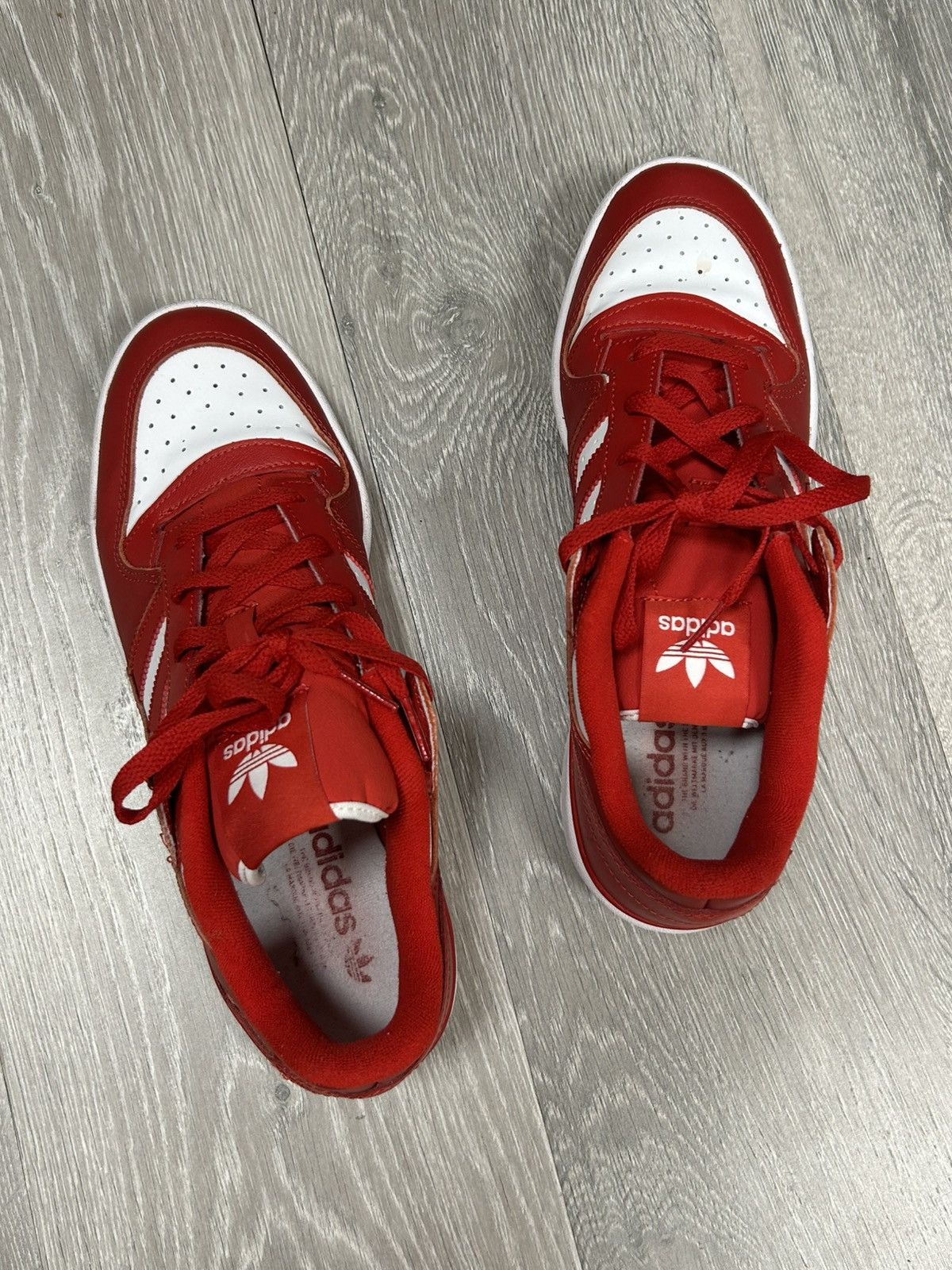Adidas ADIDAS FORUM SCARLET/WHITE Size US 9.5 / EU 42-43 - 10 Thumbnail
