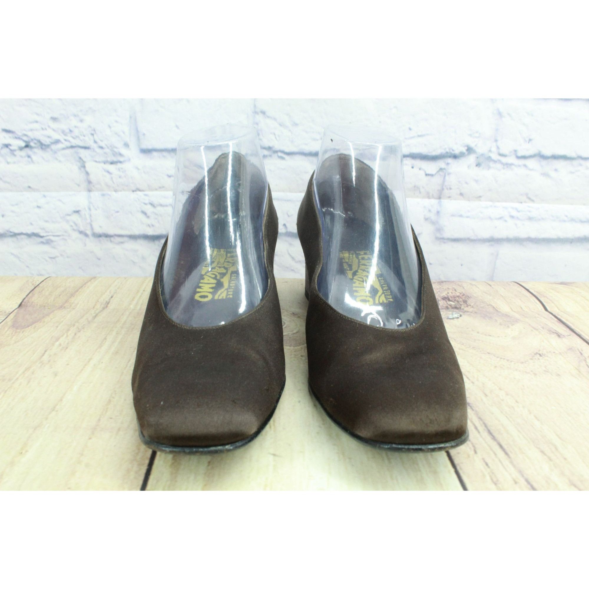 Salvatore Ferragamo Salvatore Ferragamo Women's Block Heel Pumps 8.5 Size US 8.5 / IT 38.5 - 5 Thumbnail