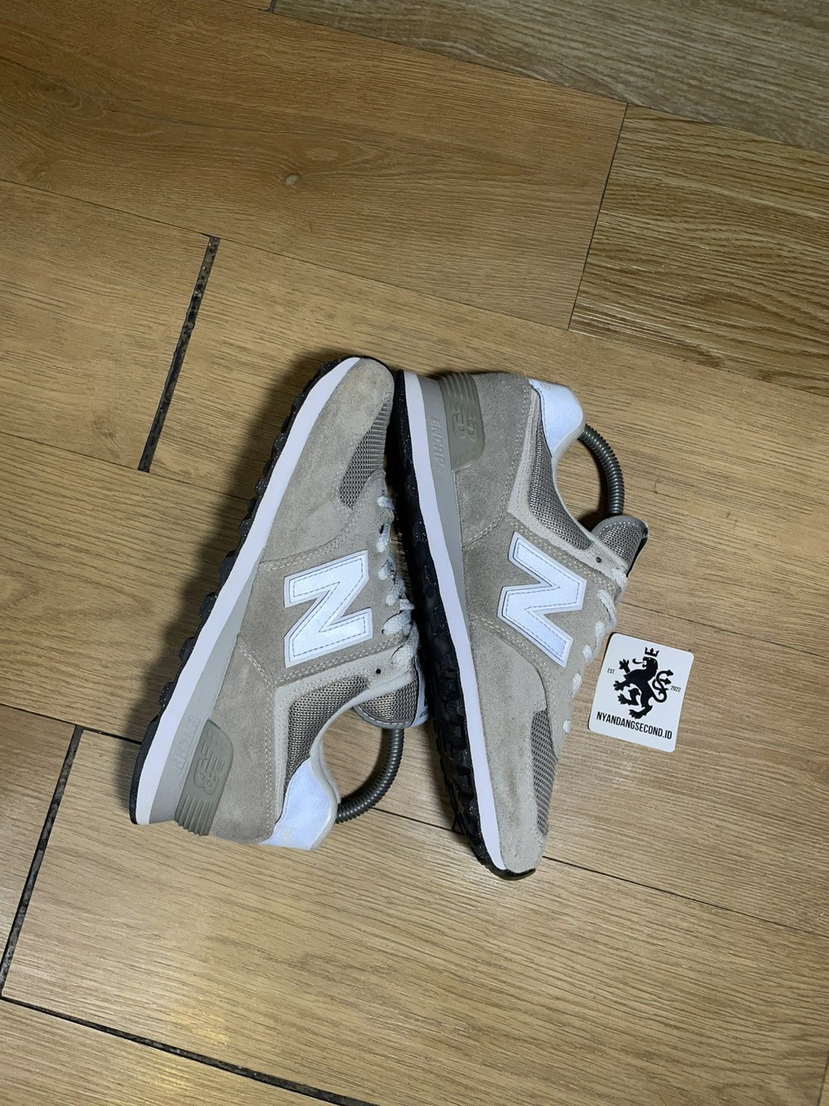 New Balance Newbalance 574 Size US 7.5 / EU 40-41 - 4 Thumbnail