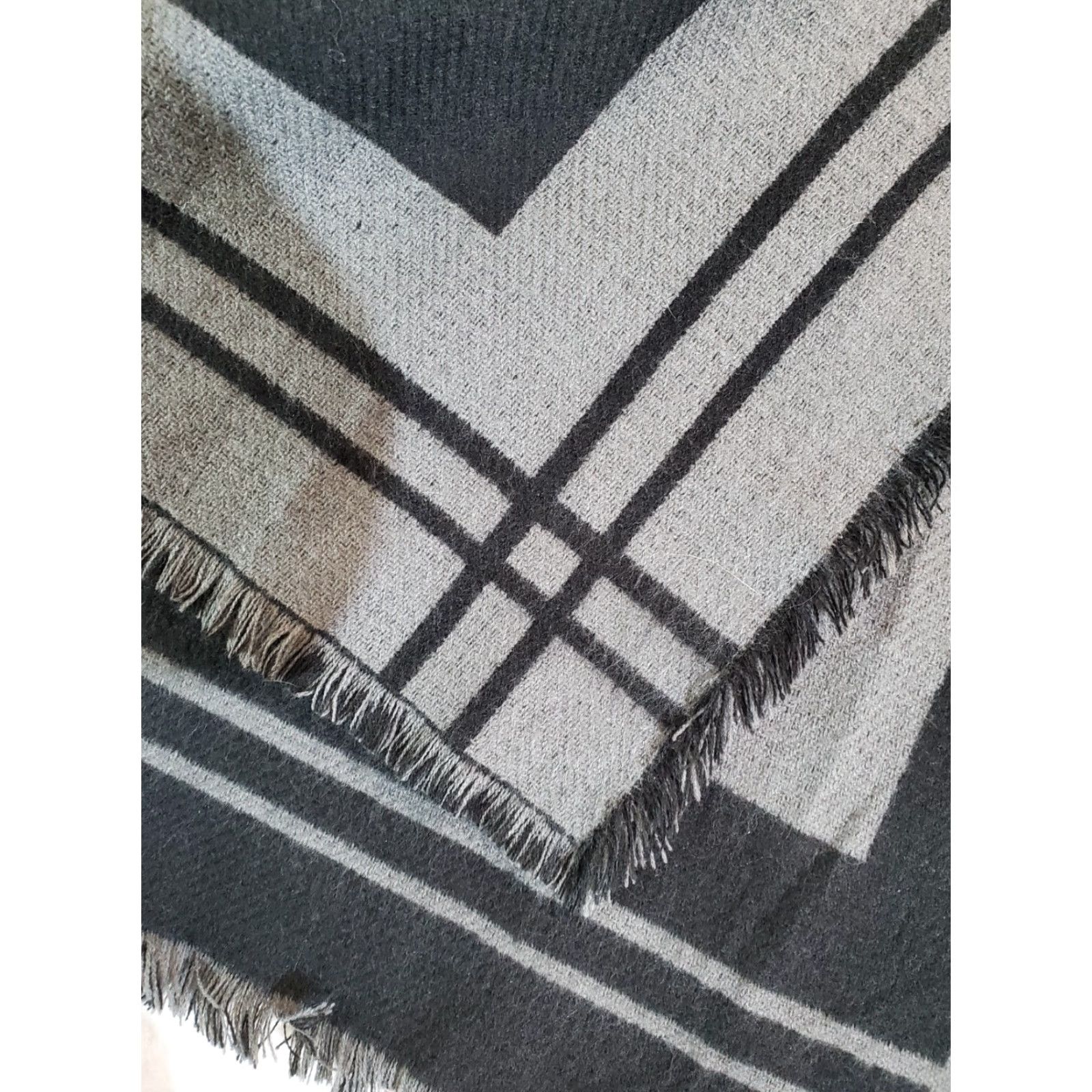 Vintage Woolrich Cape Womens One Size Black Shawl Reversible Blanket Fleece Wrap Classic Cozy Size ONE SIZE - 4 Thumbnail
