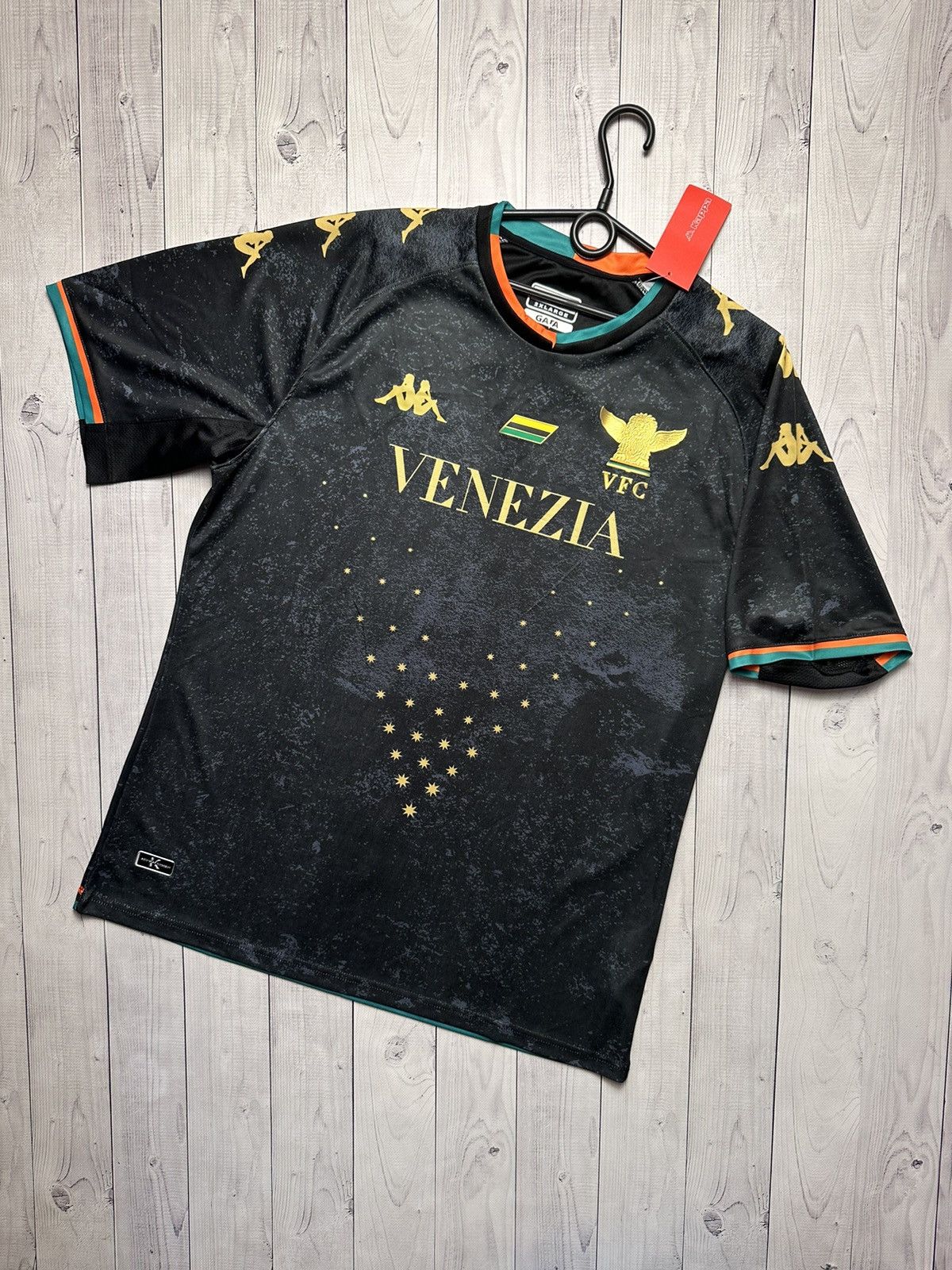 Kappa Vinezia FC soccer jersey kappa size L/XL black new ! Size US XL / EU 56 / 4 - 1 Thumbnail