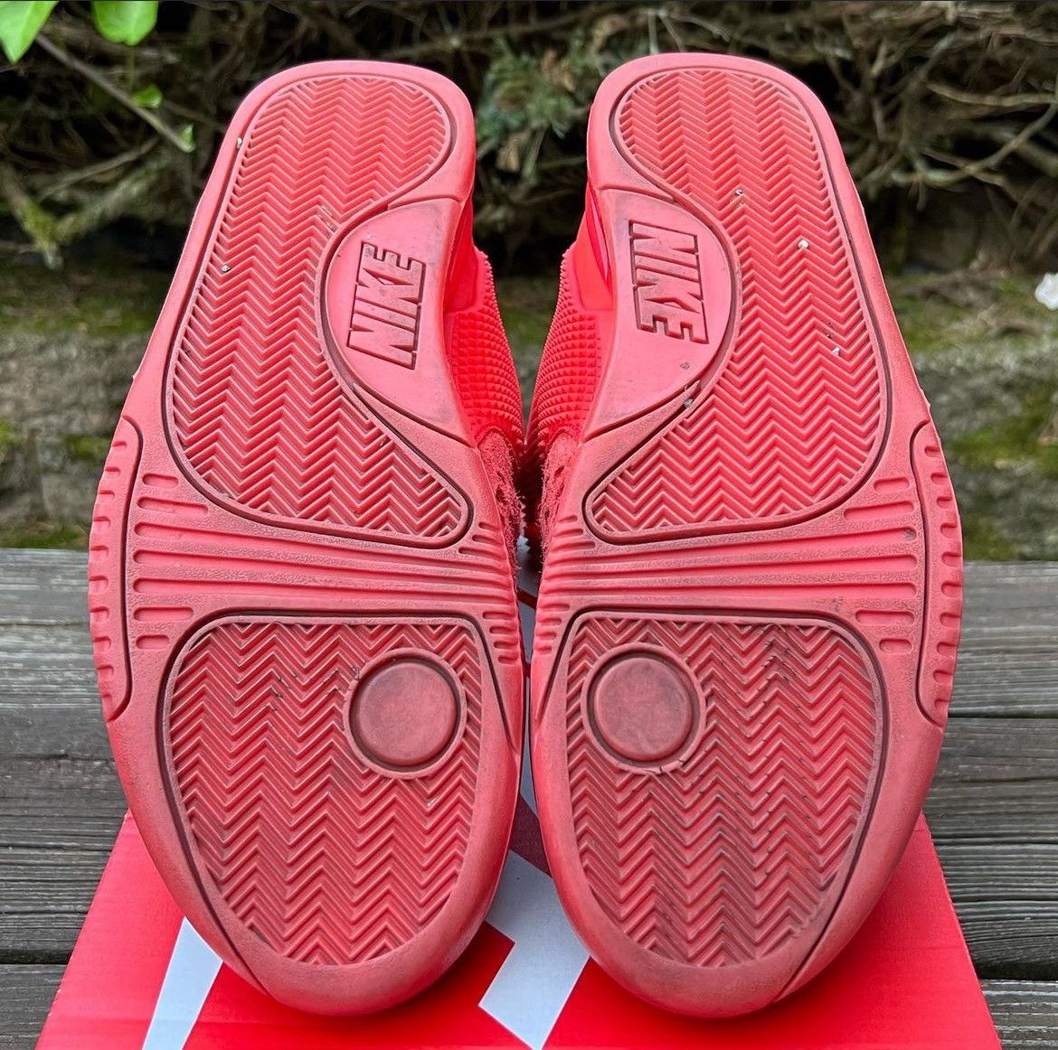 Kanye West × Nike Nike Air Yeezy 2 SP Red October Size US 10.5 / EU 43-44 - 6 Thumbnail