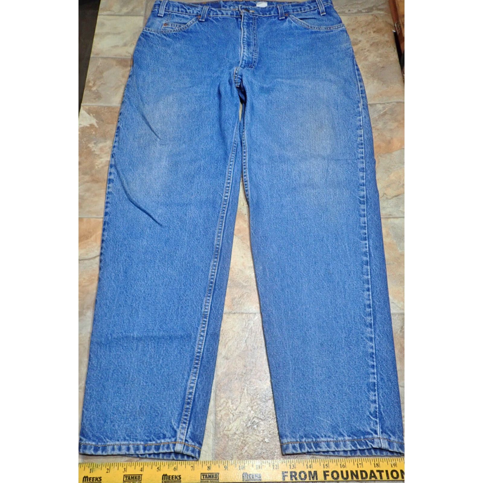 Levi's VINTAGE 80s Levi's 550 Orange Tab Jeans Blue Denim Relaxed Tapered Mens 38x31 USA Size US 38 / EU 54 - 2 Thumbnail