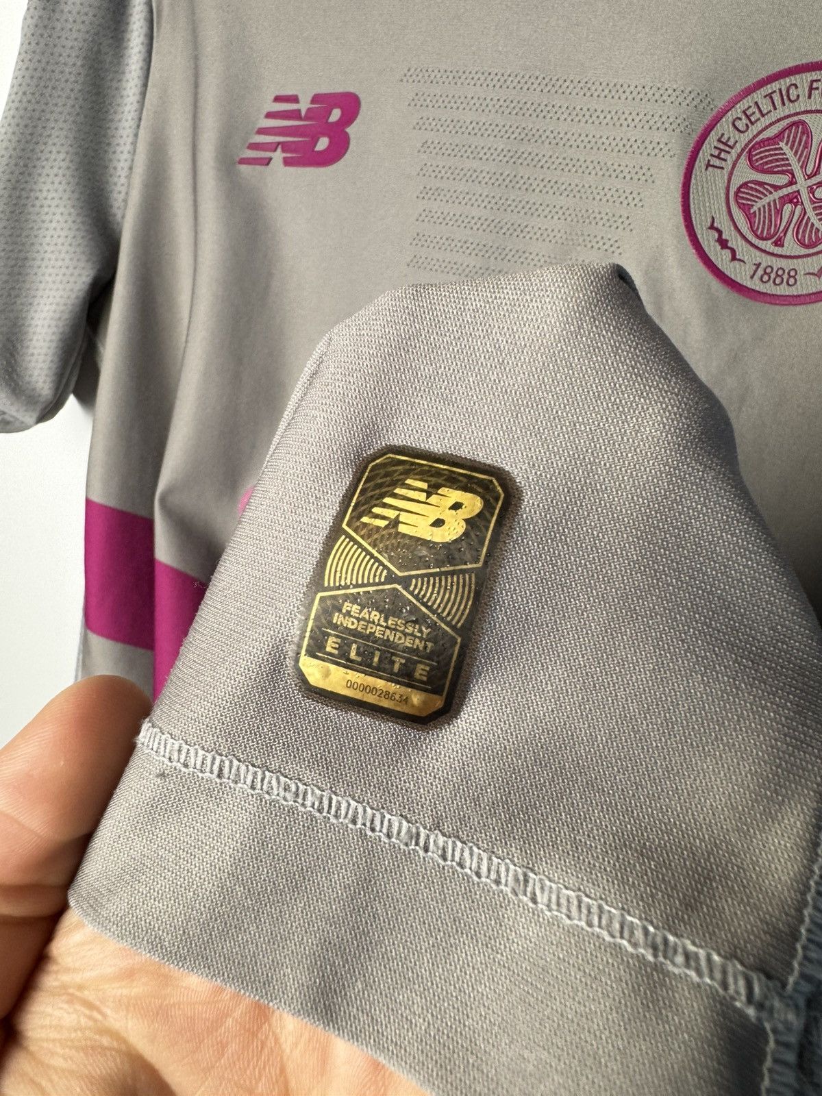 New Balance Celtic 2019 2020 Third Shirt Soccer Jersey New Balance Size US L / EU 52-54 / 3 - 7 Thumbnail