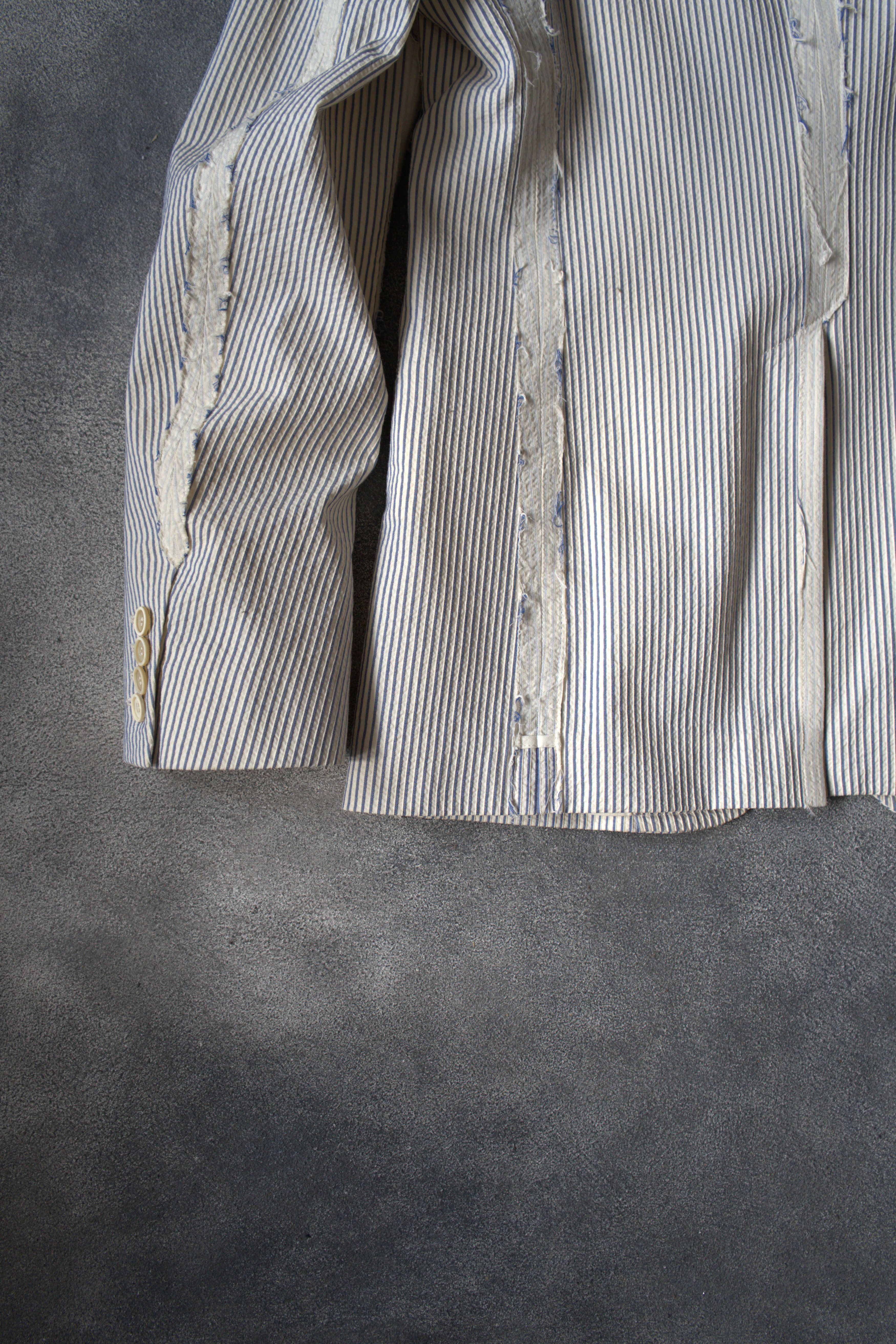 Alexander McQueen S/S 2006 Alexander McQueen RUNWAY Deconstructed Striped Suit Size 48R - 8 Thumbnail