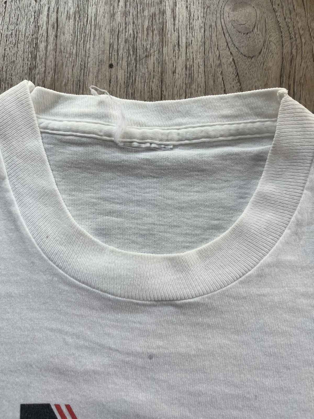 Vintage Vintage A&A POWERED Makin’Tracks ! 90’s Racing Tshirt Size US M / EU 48-50 / 2 - 5 Thumbnail