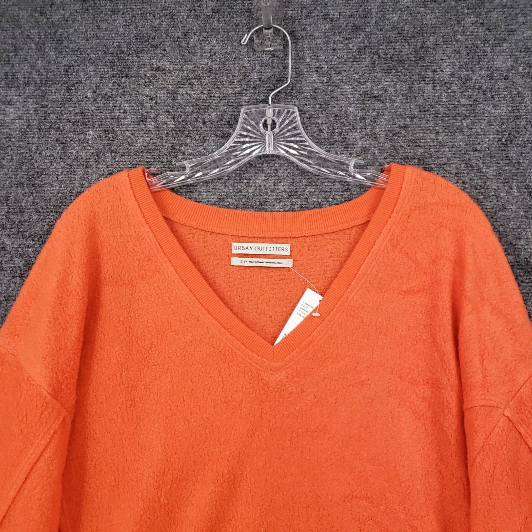 Urban Outfitters Urban Outfitters Sweatshirt Womens S Small Orange Fleece V Neck Long Sleeve NEW Size S / US 4 / IT 40 - 4 Thumbnail